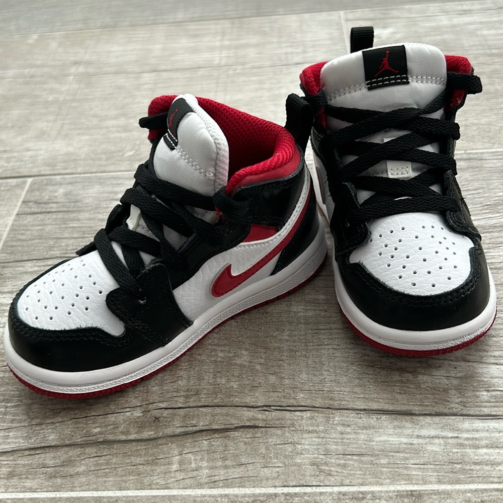 Nike Air Jordan toddler/child
